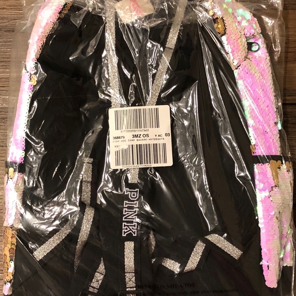 😍 VS PINK Sequined Backpack, NWT - Picture 6 of 8